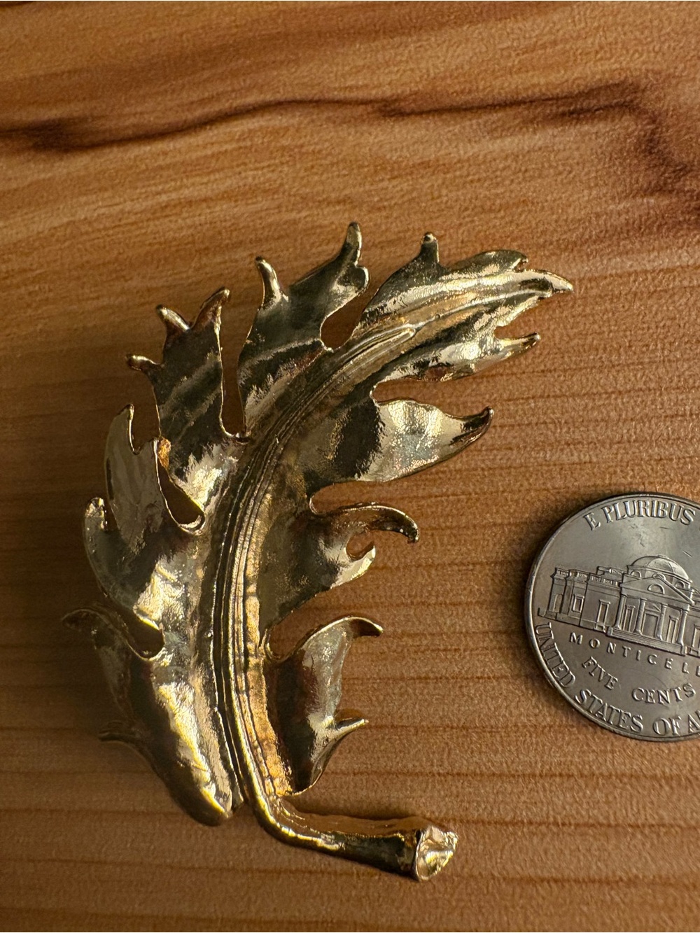 Gold Leaf Brooch Pin - Leaf Design